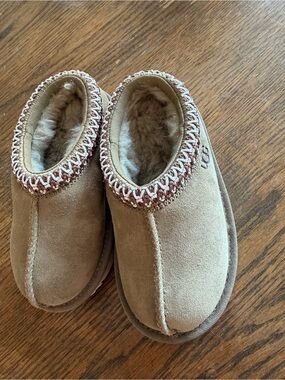 UGG Kids Suede Plush-Lined Slip-On Boots